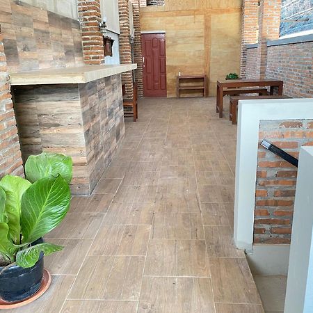 Ada Homestay Magelang Extérieur photo