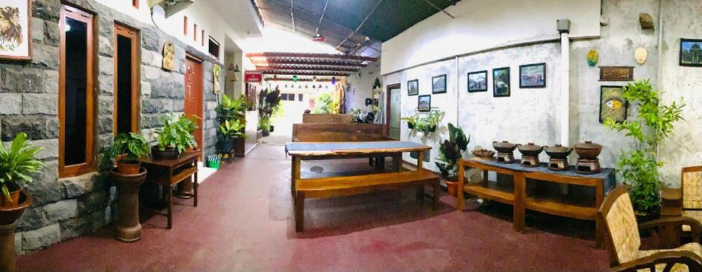 Ada Homestay Magelang Extérieur photo