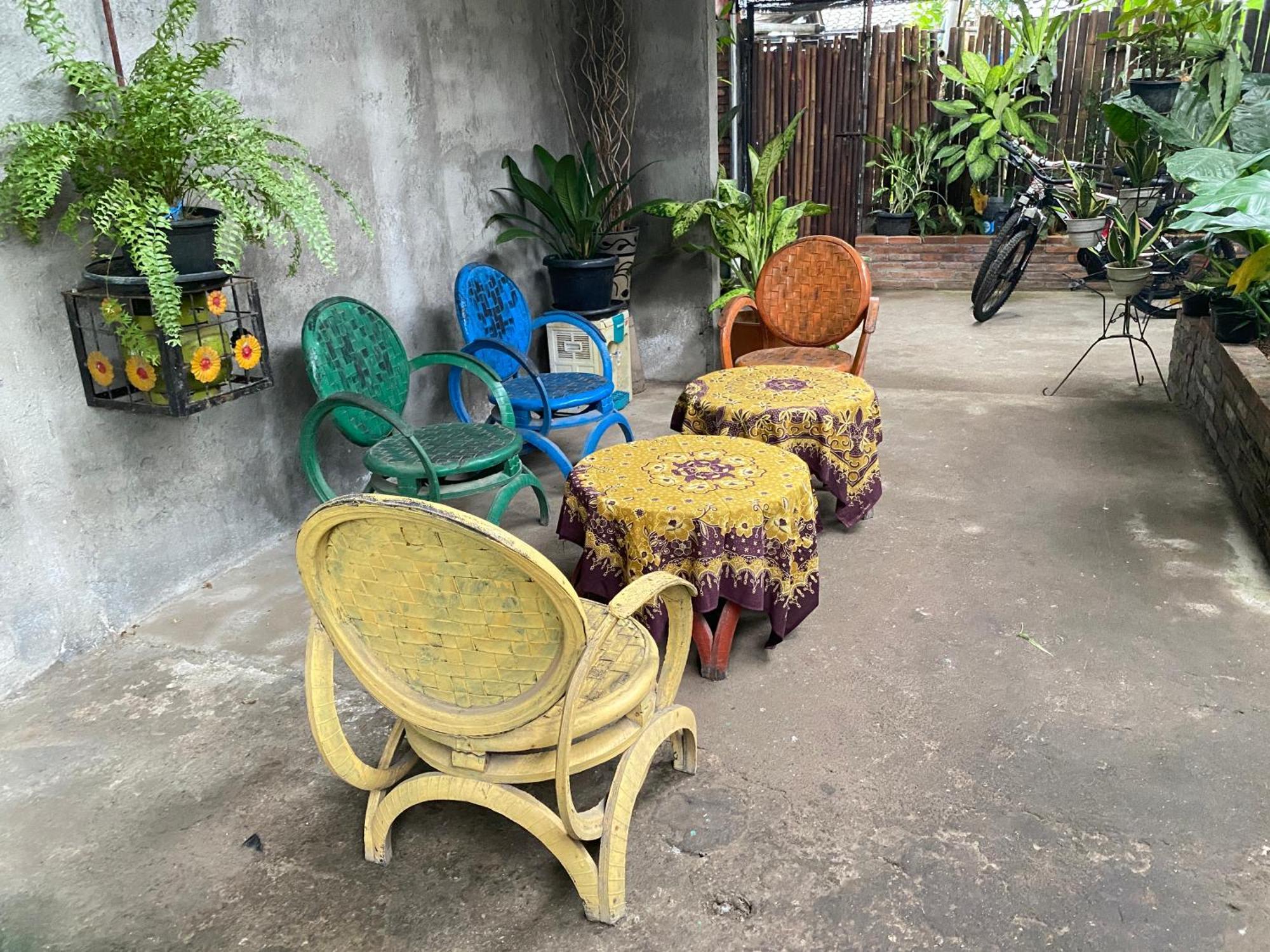 Ada Homestay Magelang Extérieur photo
