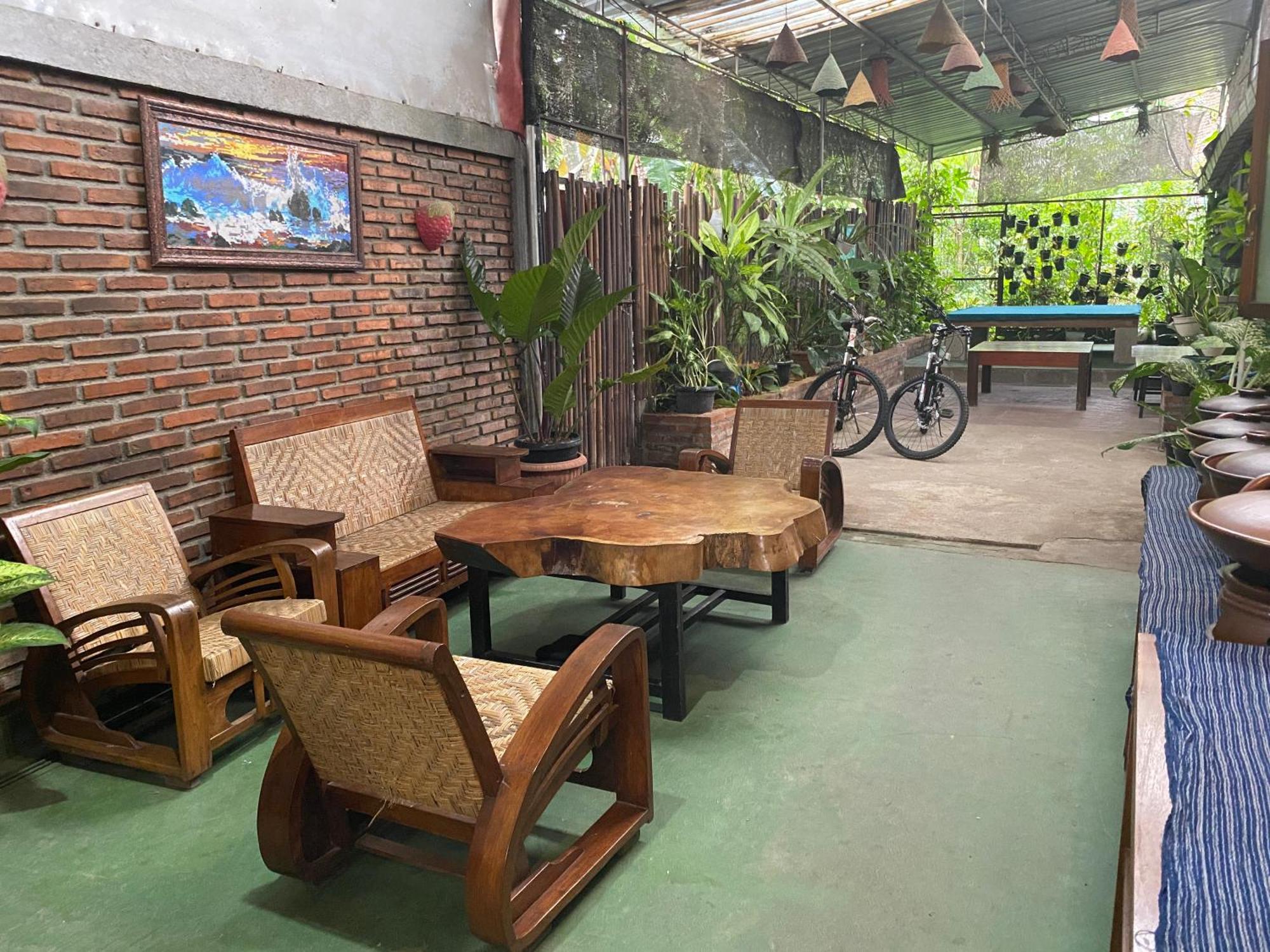 Ada Homestay Magelang Extérieur photo
