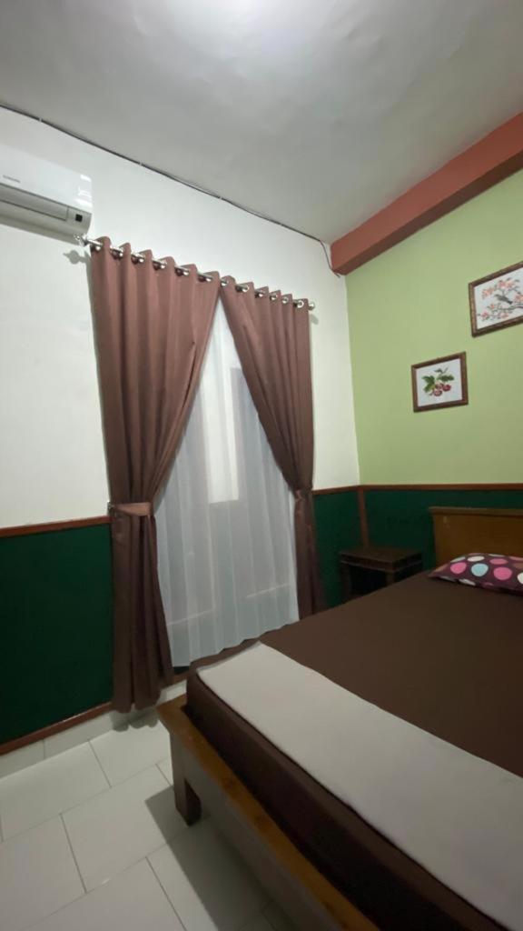 Ada Homestay Magelang Extérieur photo