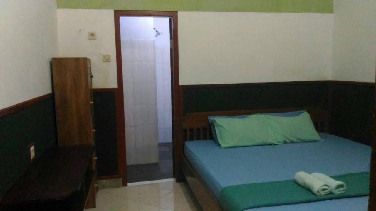 Ada Homestay Magelang Extérieur photo