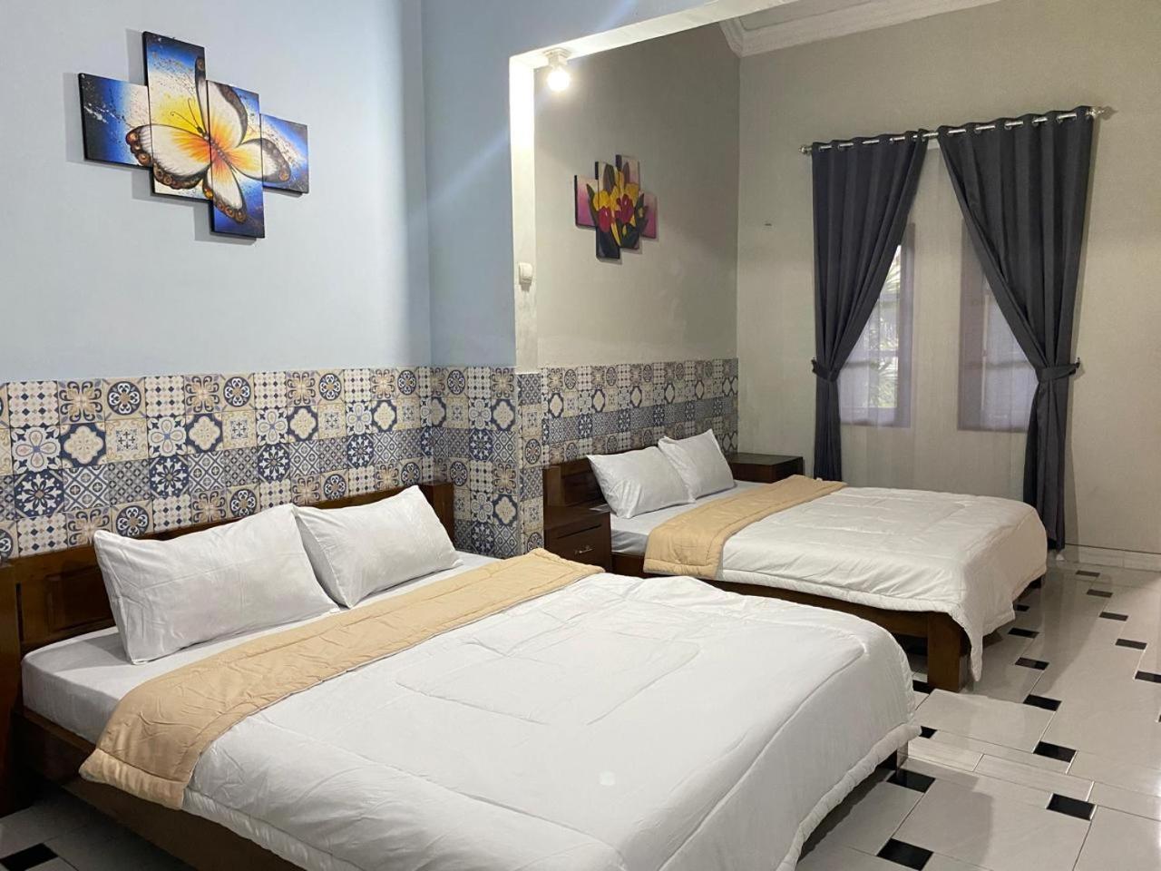 Ada Homestay Magelang Extérieur photo
