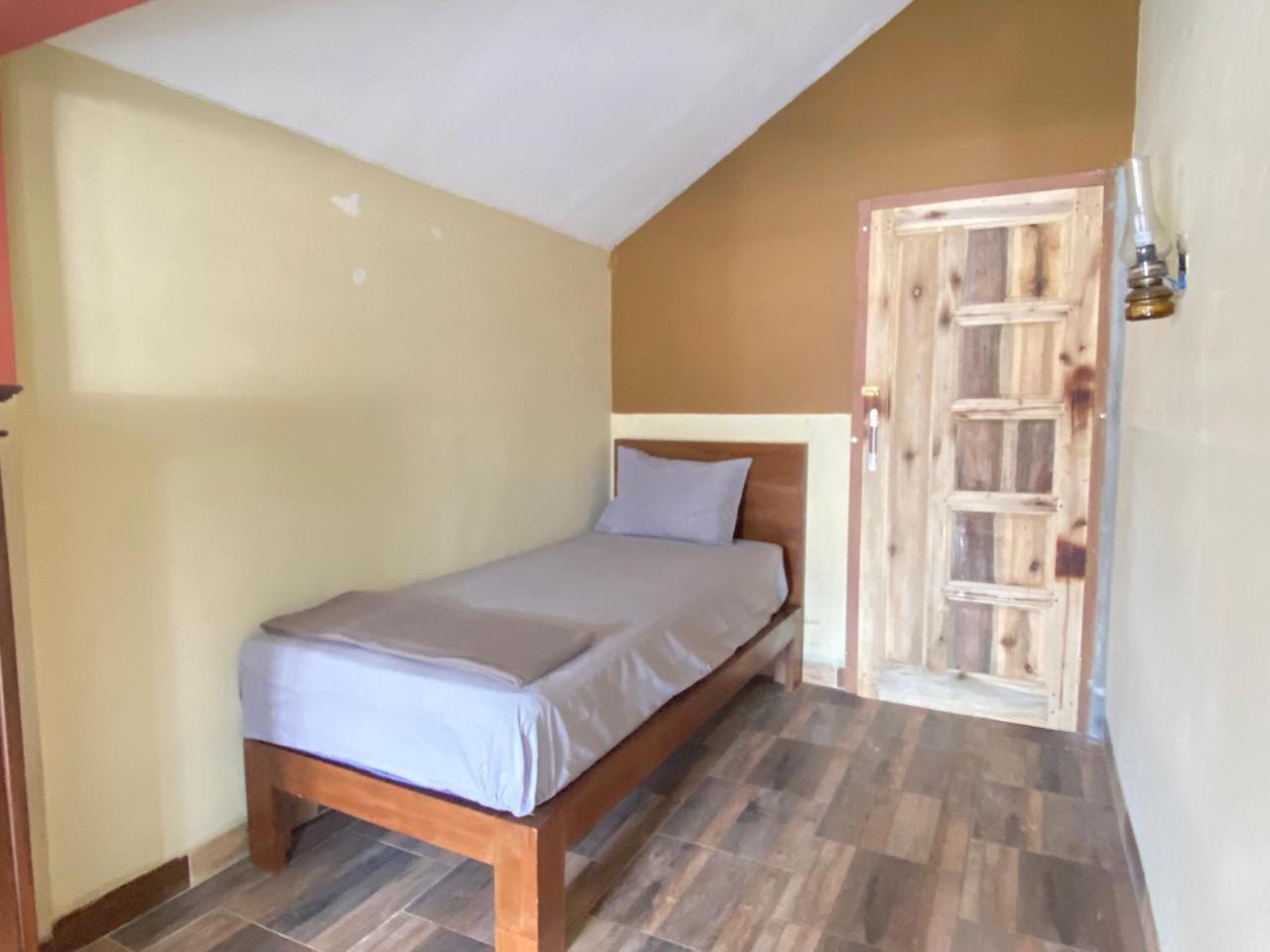 Ada Homestay Magelang Extérieur photo